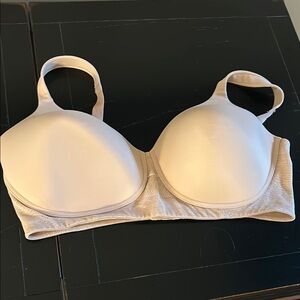 Vanity Fair lace accent style 71265 bra size 38D